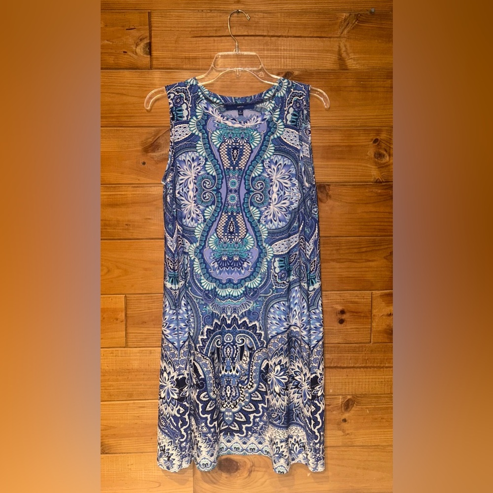 Apt. 9 Women’s Sleeveless Dress Size Medium